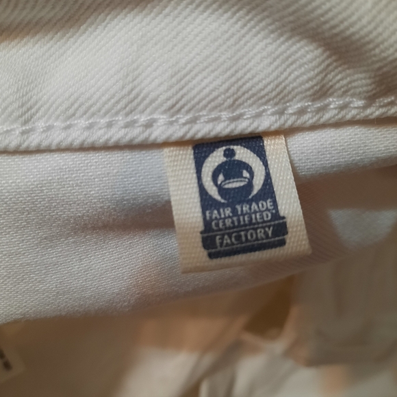 NWT Universal Thread High Rise White Flare Jeans Size 17 - Picture 5 of 10